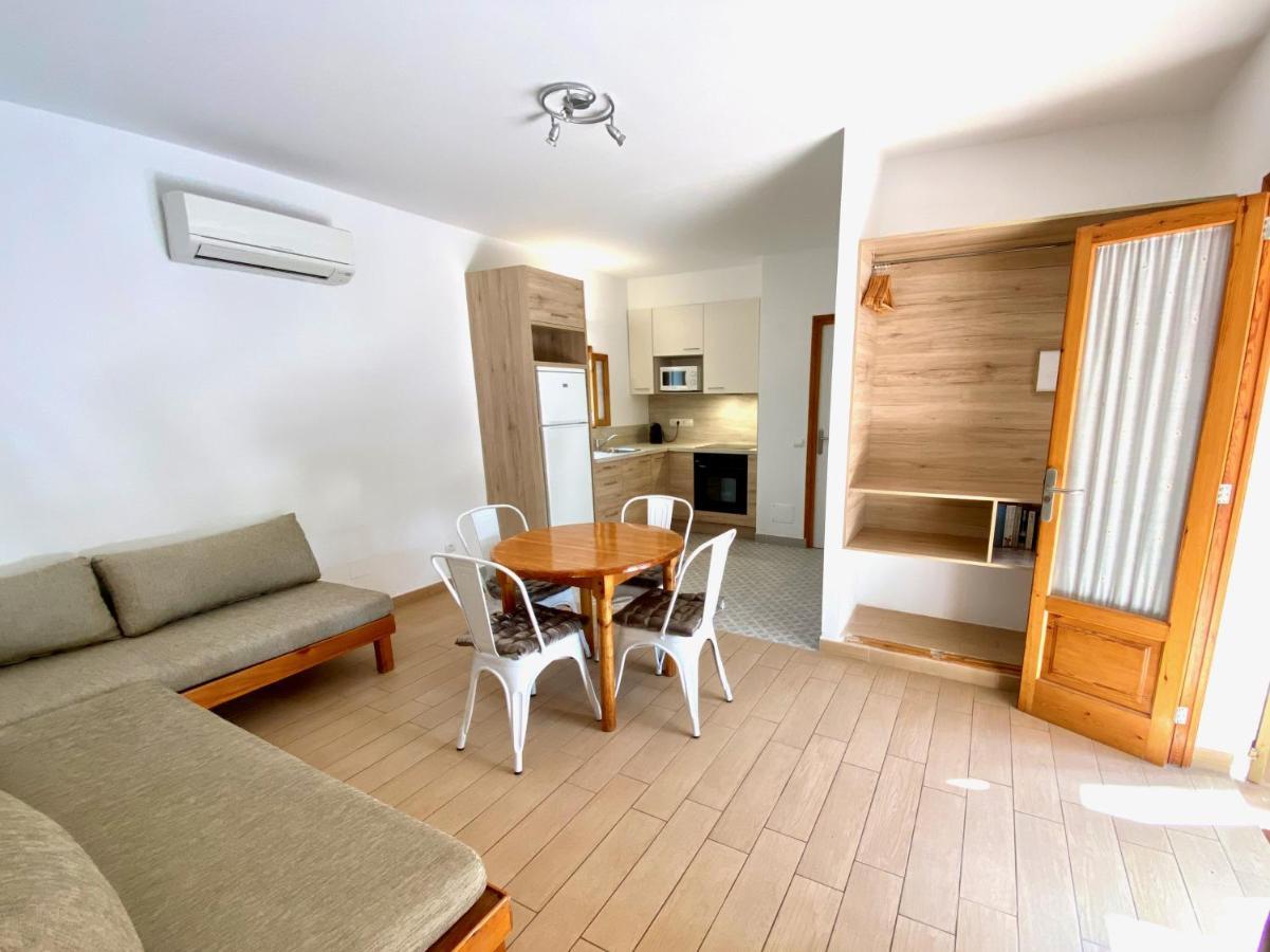 Campanitx Villas - Astbury Formentera Es Calo  Eksteriør billede